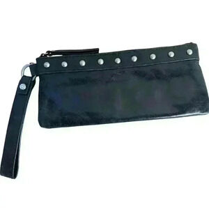 KENNETH COLE REACTION Zip Up Wristlet With Credit Card Holder & Zipped Pocket